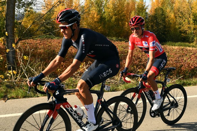 Andrey Amador sigue siendo el escudero fiel de Carapaz en la Vuelta a España