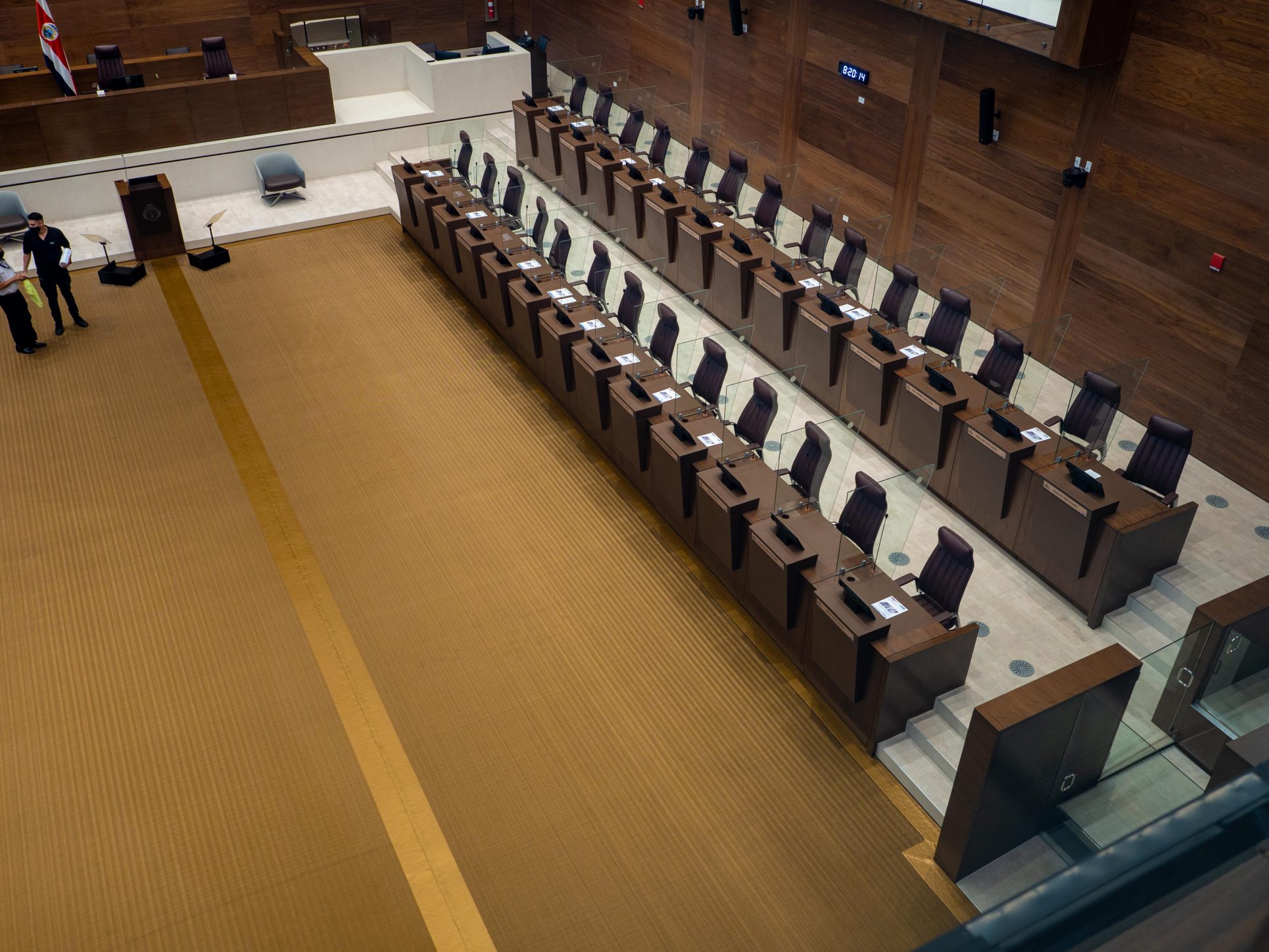 Diputados archivan plan para que legisladores renuncien a su curul por declararse independientes