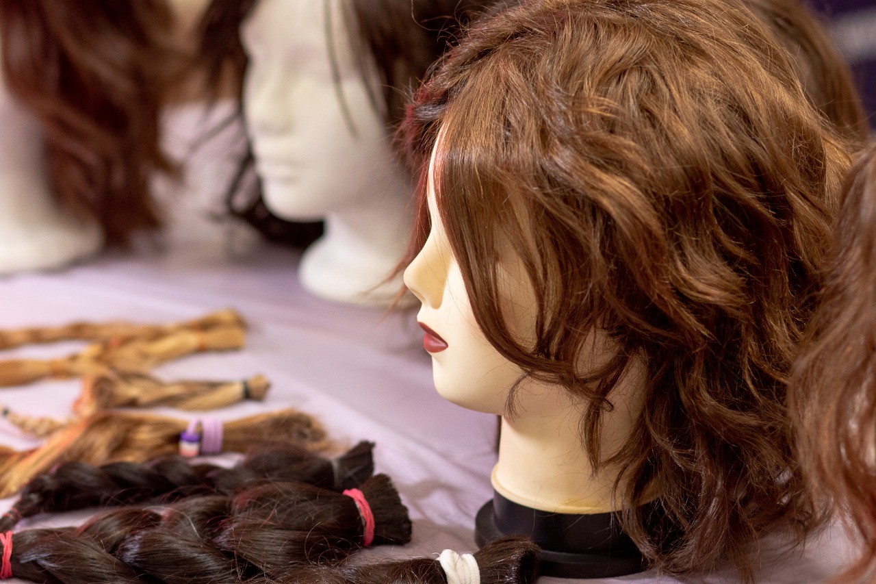 Campaña busca donadoras de cabello para crear pelucas y apoyar pacientes con cáncer de mama