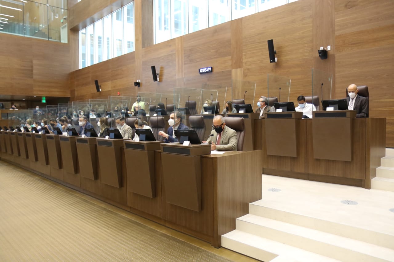 Fracciones parlamentarias de tres partidos no asistirán a la mesa de diálogo convocada por el Gobierno