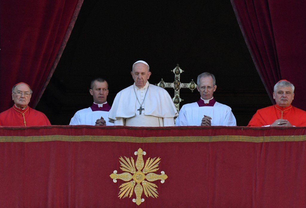 Papa Francisco respalda unión civil de parejas homosexuales