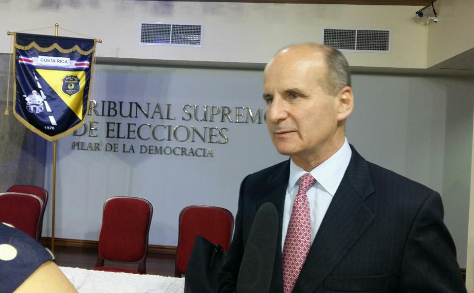 José María Figueres al Presidente Alvarado “La democracia se amenaza cuando los gobiernos no caminan”