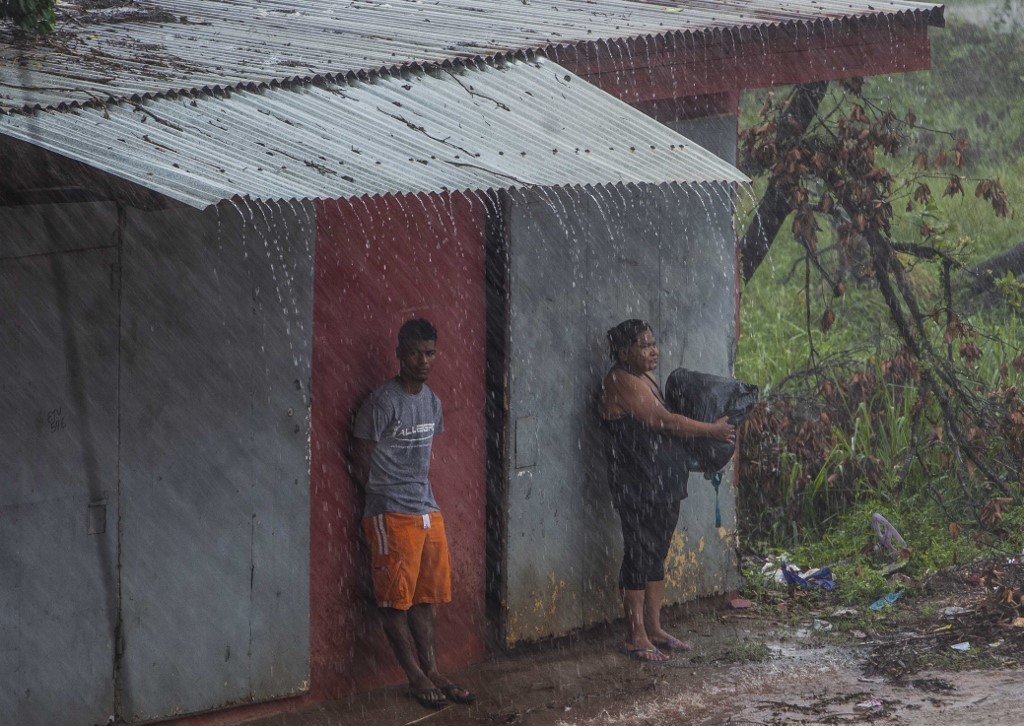 Nicaragua: Huracán Iota levanta techos de las casas “como si fueran de cartón”