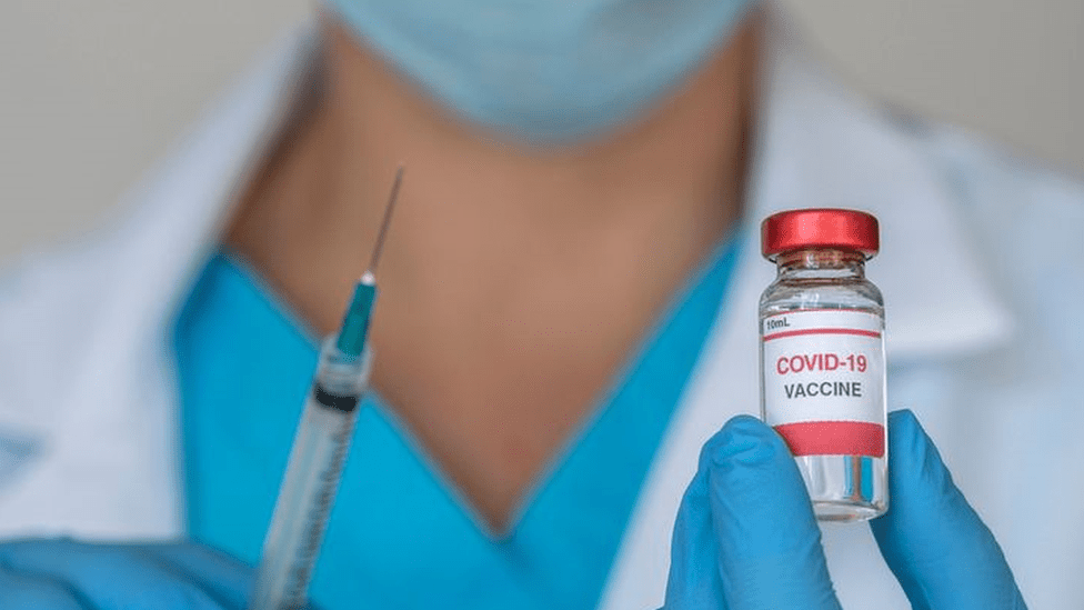 Homologación de vacuna contra COVID-19 se obtendrá en las próximas horas, promete Presidente Alvarado