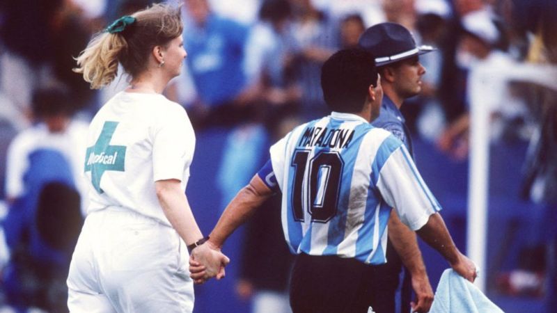 “Me cortaron las piernas” y otras 5 frases memorables de Maradona