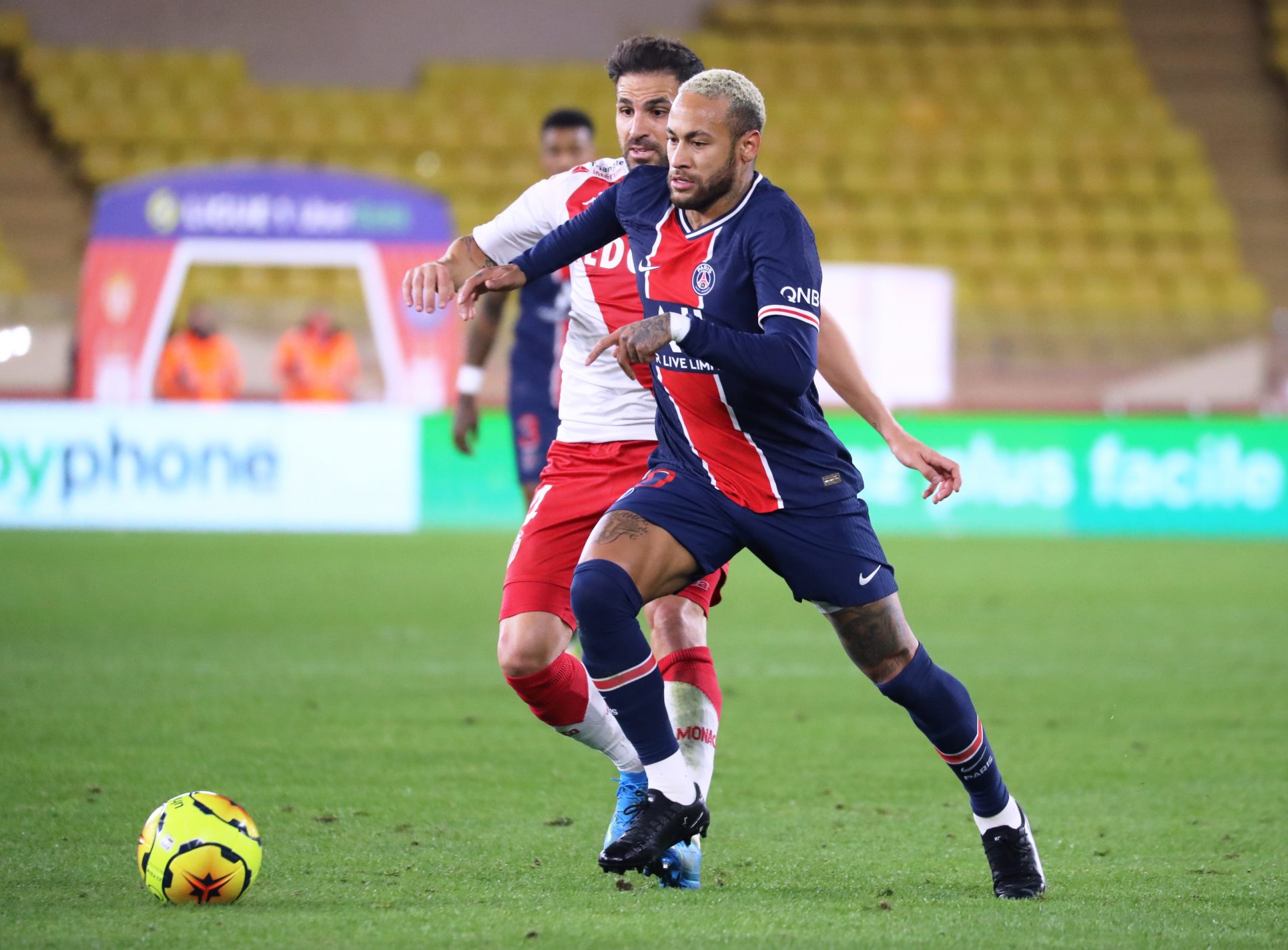 París Saint-Germain desaprovechó ventaja de dos goles y perdió en su visita al Mónaco