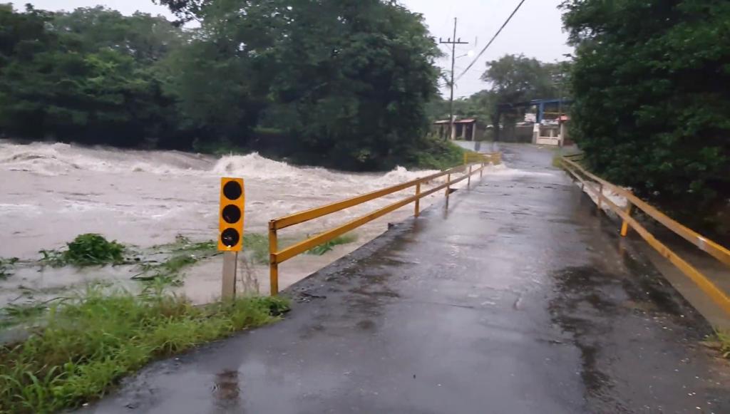 Huracán Eta: alerta naranja para Guanacaste, Pacífico Central y Upala