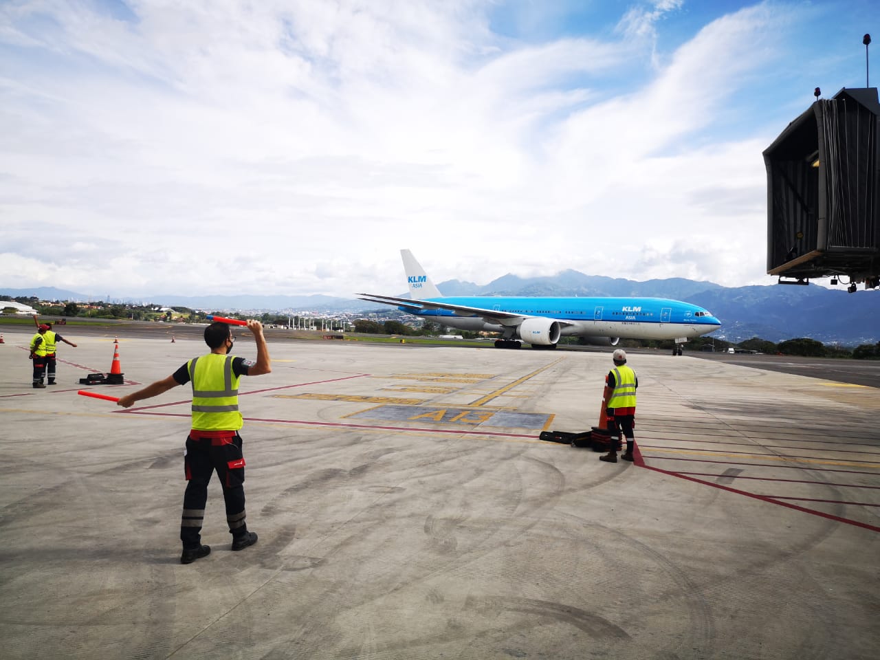 Aerolínea holandesa KLM reactiva vuelos directos a Costa Rica