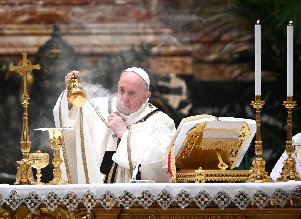 Por una “ciática dolorosa” el Papa no oficiará las principales liturgias de fin de año
