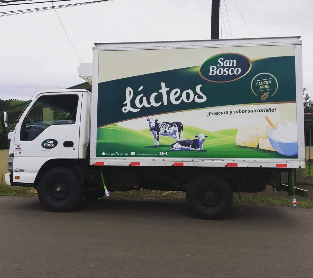 Empresa ofrece comprar 4.000 litros de leche semanal a proveedores de Lala