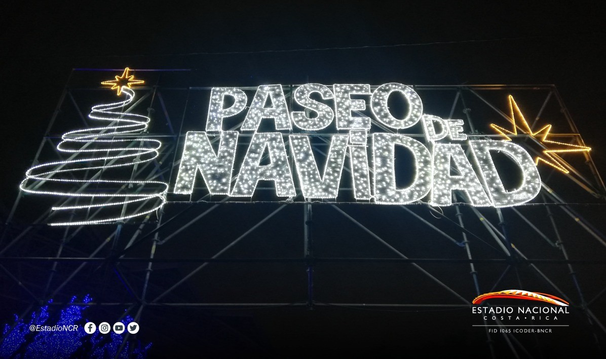 Estadio Nacional comienza a celebrar la Navidad con radiante espectáculo