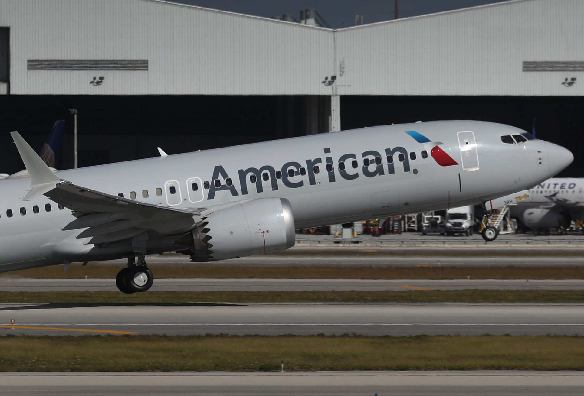 Tripulación de American Airlines fue asaltada cuando se dirigía al Juan Santamaría