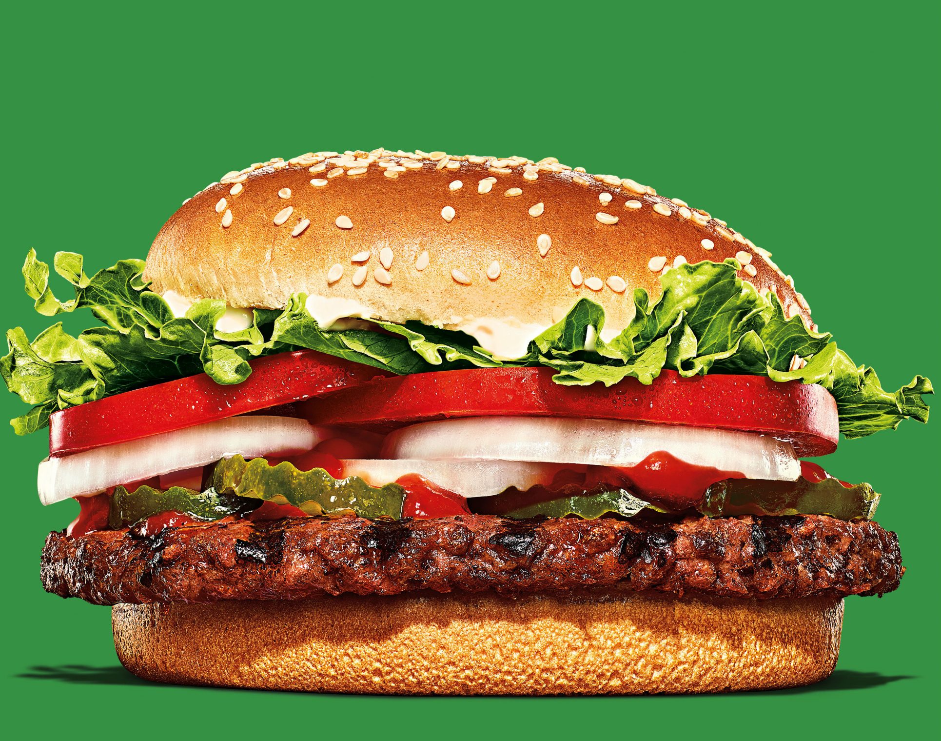 Burger King ya vende en Costa Rica su hamburguesa con torta vegetariana