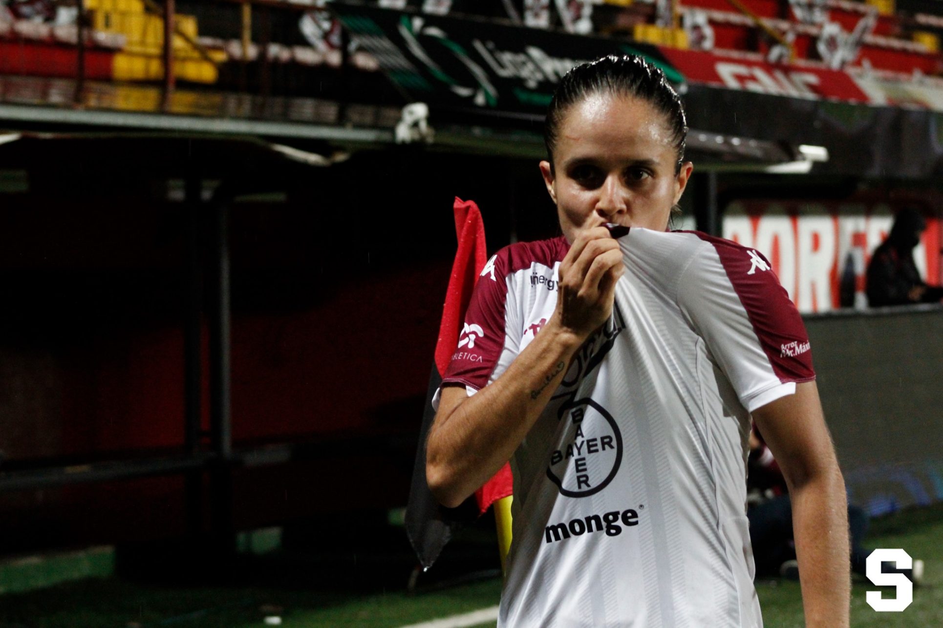 Tica Katherine Alvarado galardonada por Concacaf con el mejor gol en 2022
