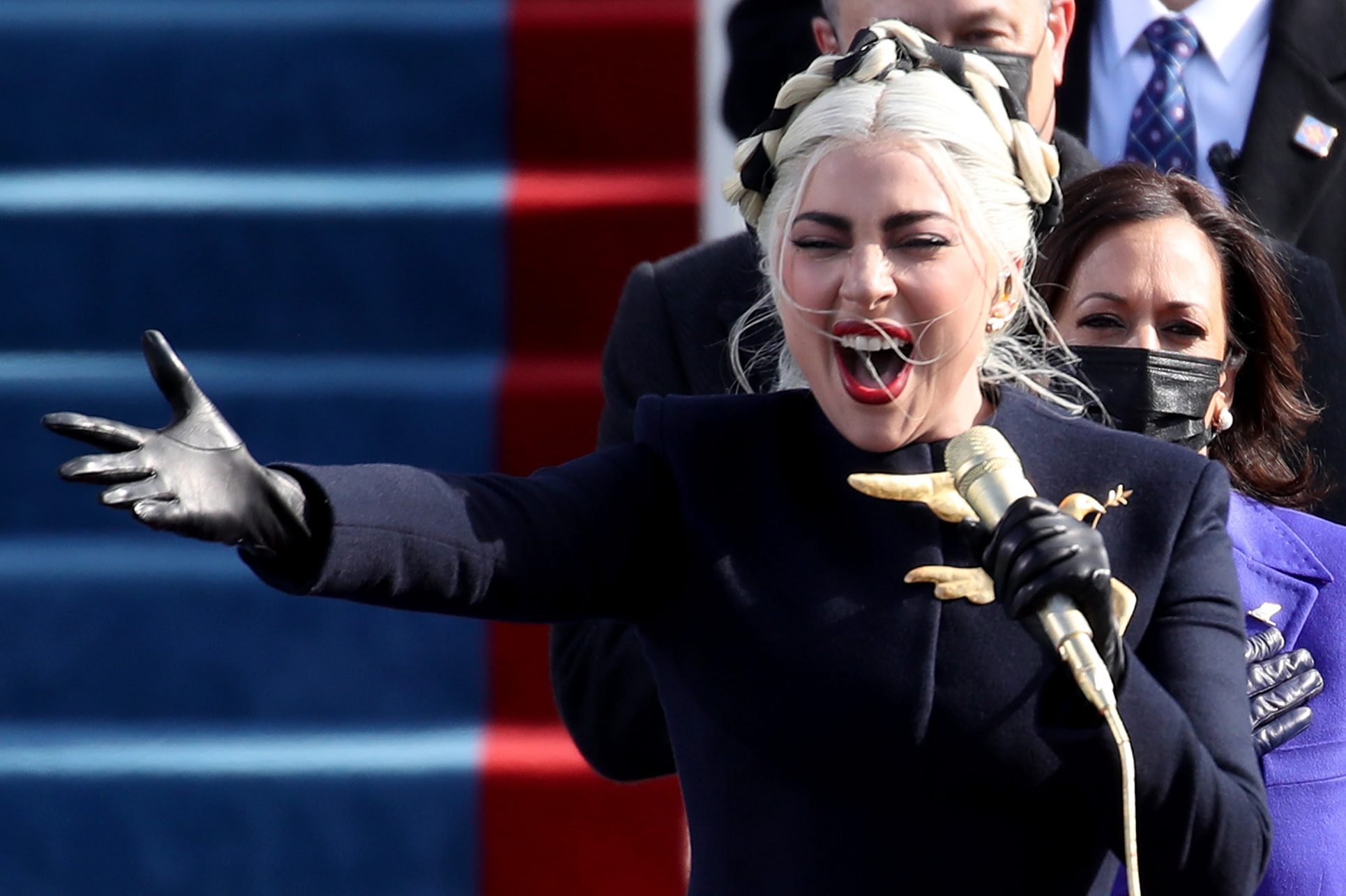Poder femenino en investidura de Biden: Lady Gaga y JLo cantaron en la ceremonia
