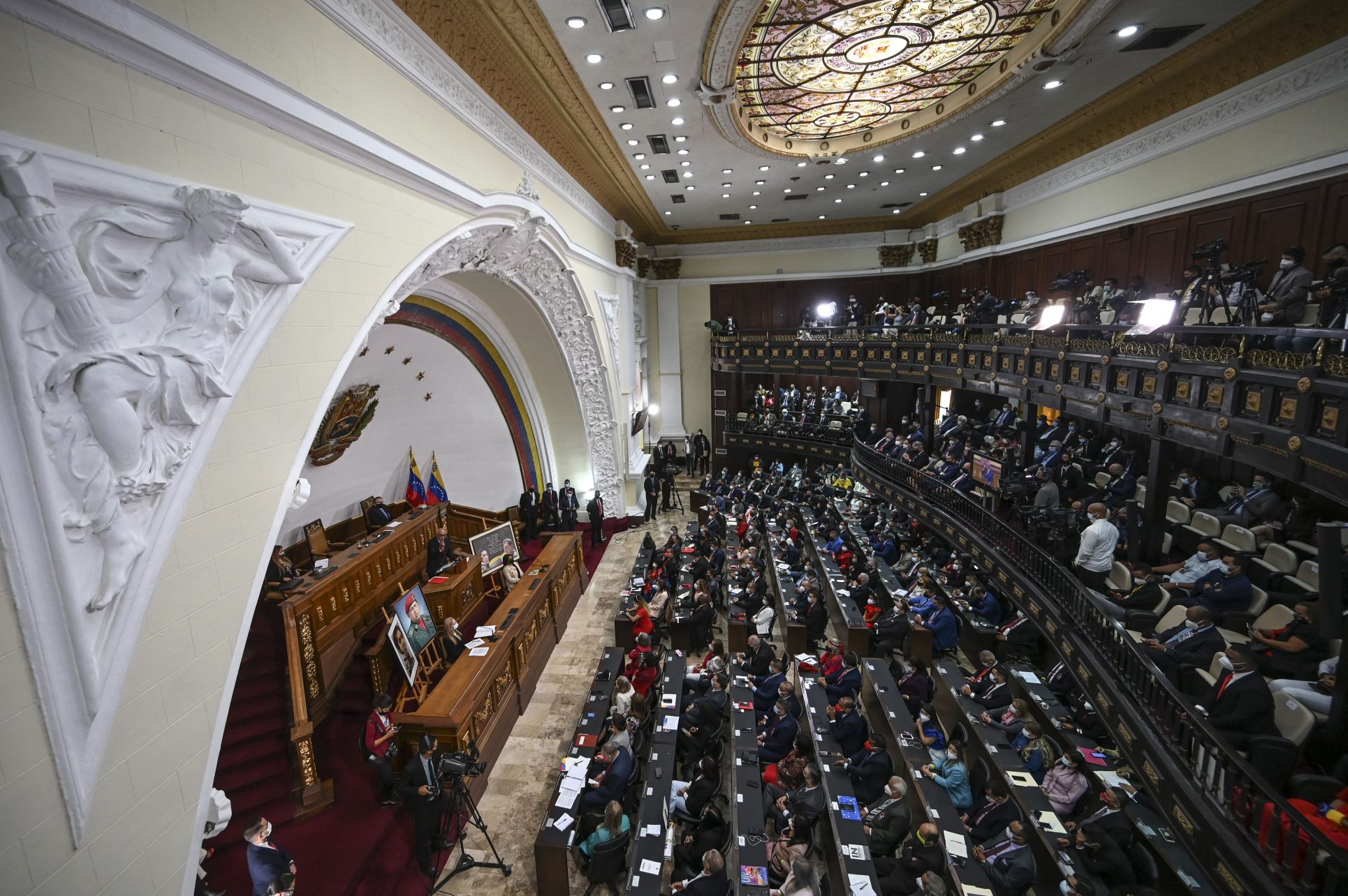 Chavismo retoma el Parlamento en Venezuela tras cinco años en manos de la oposición