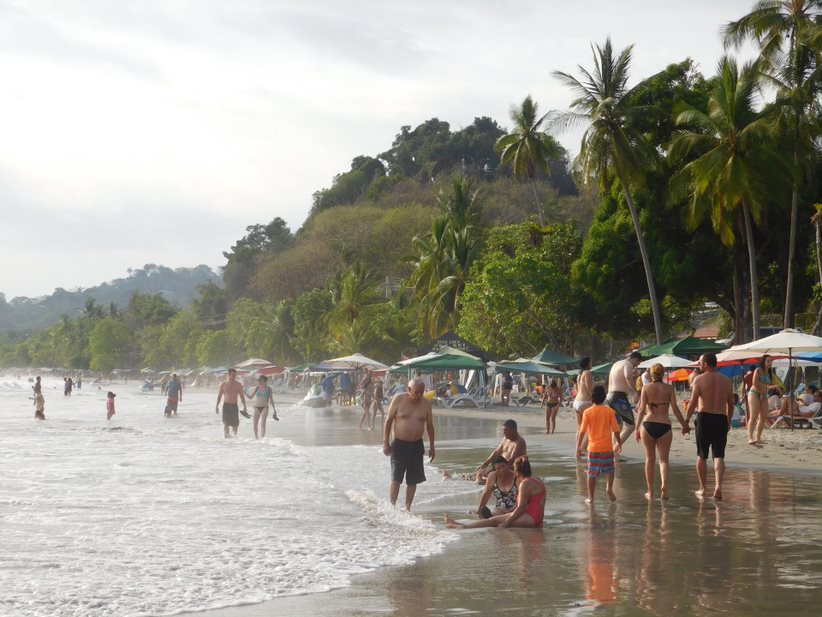 CNE anuncia que playas estarán habilitadas hasta las 6 p.m.