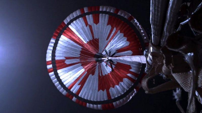Misión en Marte: El mensaje oculto en el paracaídas de Perseverance