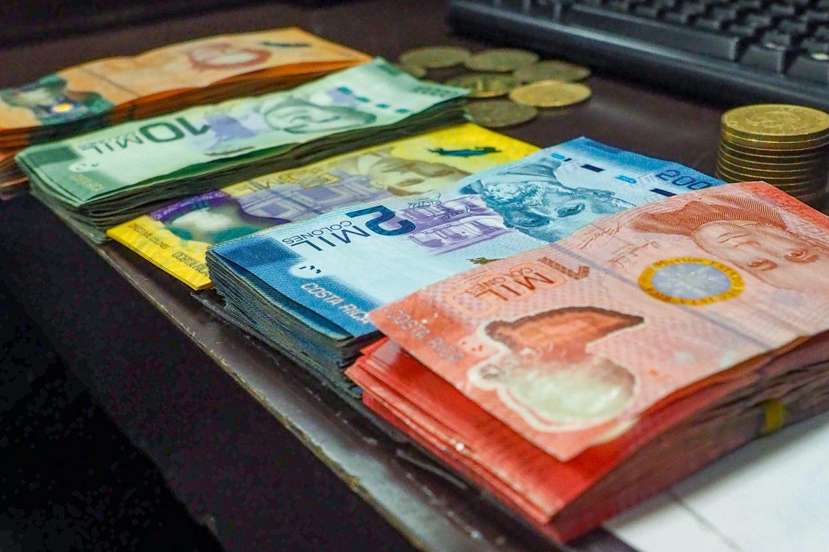 Banco Central pondrá en circulación nuevos billetes de ¢1.000 y ¢10.000 la próxima semana