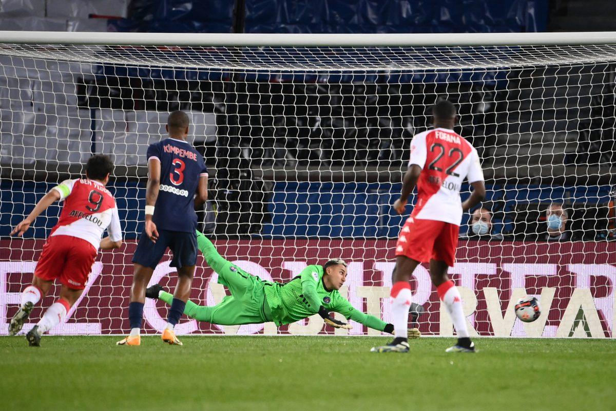 Keylor Navas y el PSG caen al tercer lugar tras derrota ante el Mónaco