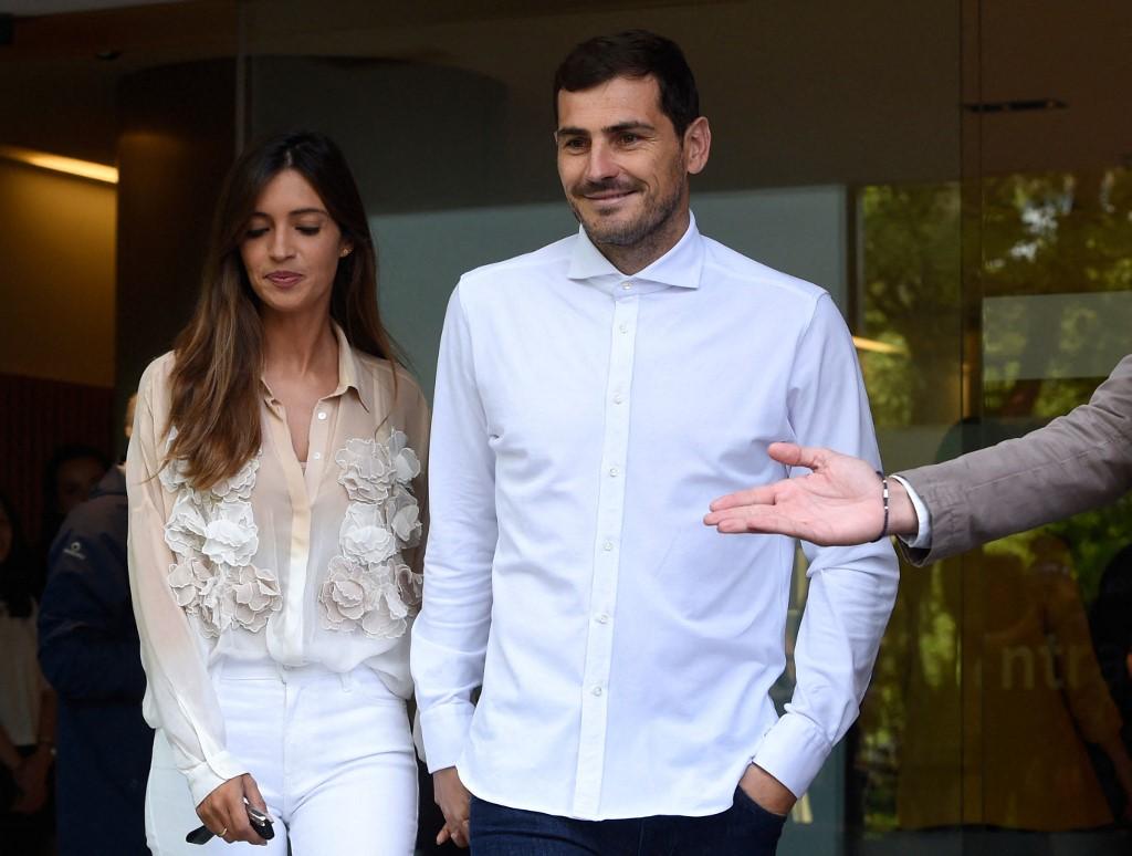 Portero español Iker Casillas y Sara Carbonero anuncian su divorcio
