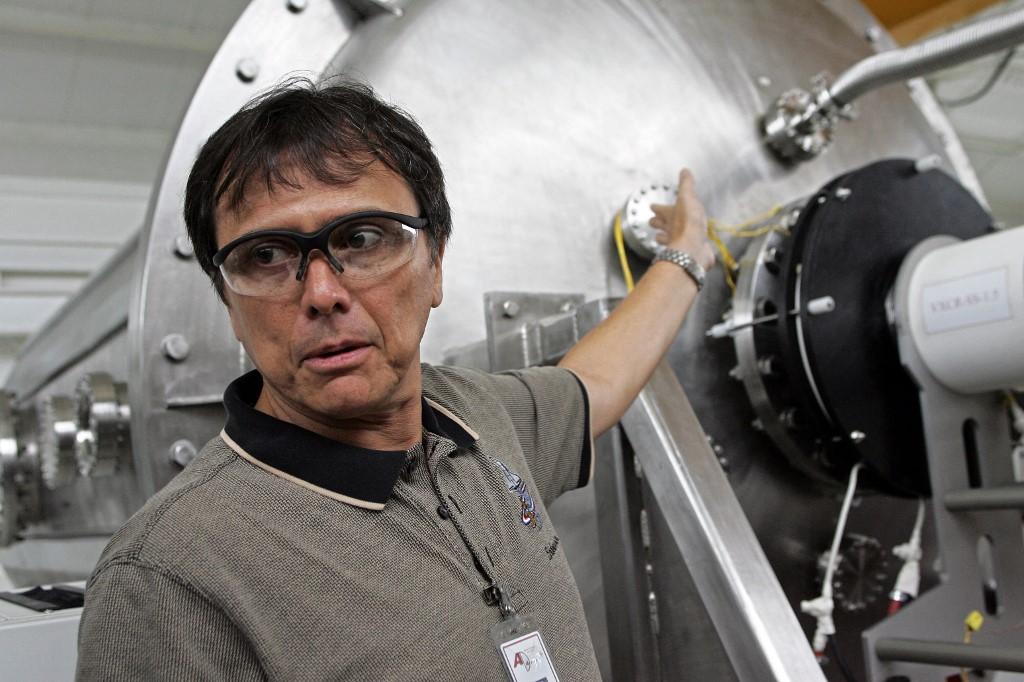 Motor de plasma de Franklin Chang recibe nuevo apoyo de la NASA para paso clave de su desarrollo