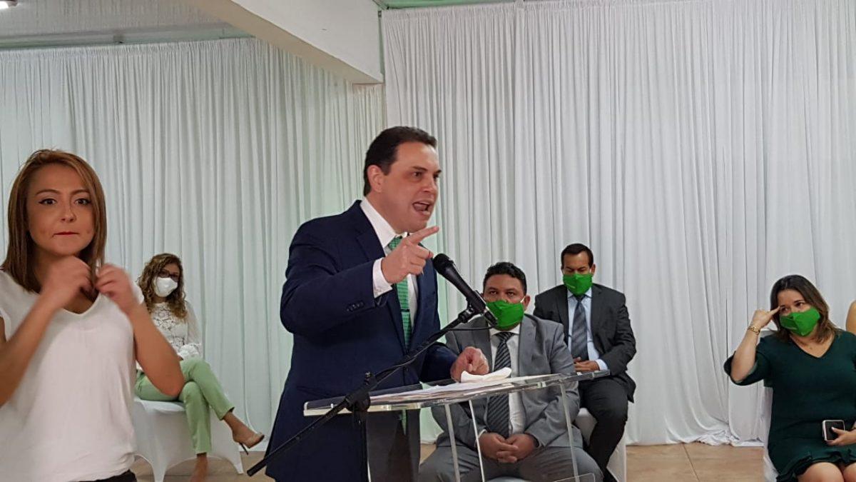 Diputado Carlos R. Benavides inscribe precandidatura al PLN y asegura que es un dirigente moderno