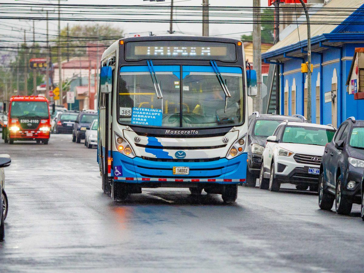 Aresep apeló a covid-19 e informe técnico para suspender rebaja en tarifas de bus
