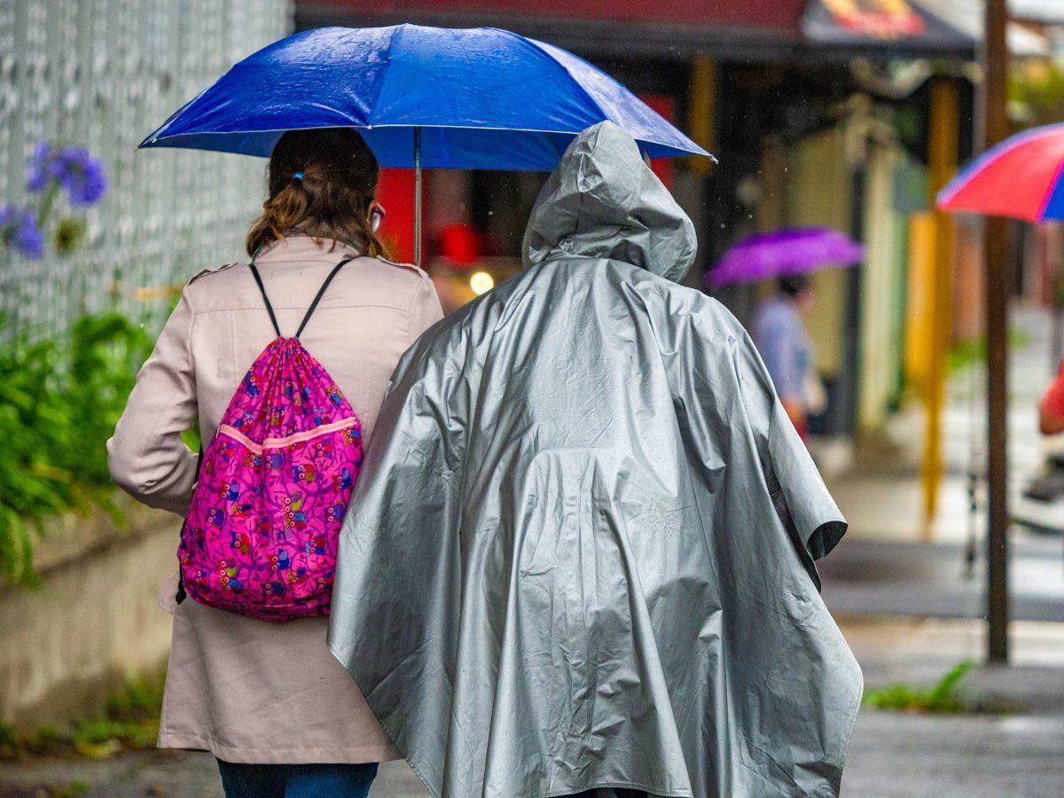 CNE pide prevención ante pronóstico de fuertes lluvias este fin de semana en Costa Rica