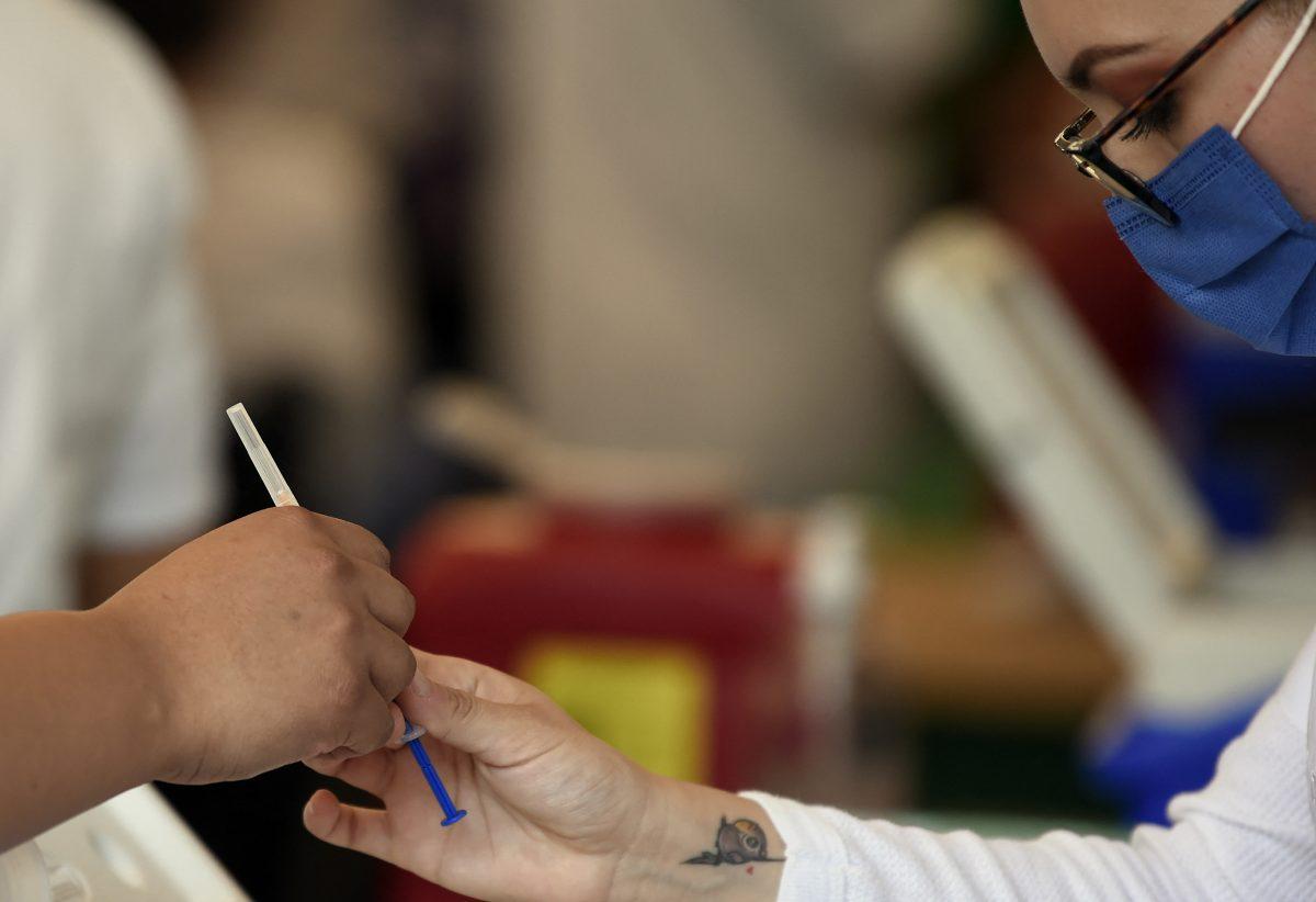 México recluta voluntarios para probar su propia vacuna contra el covid-19