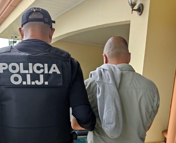 Tres personas detenidas como sospechosas de lavar dinero proveniente del narco