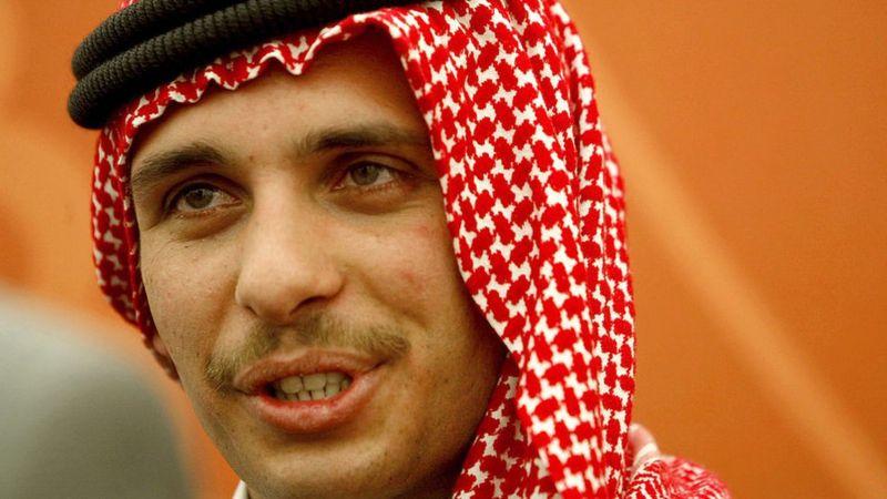 Por qué el príncipe Hamzah de Jordania está bajo arresto domiciliario y de qué se lo acusa