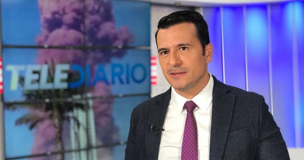 Periodista Douglas Sánchez renuncia a la dirección de Multimedios canal 8