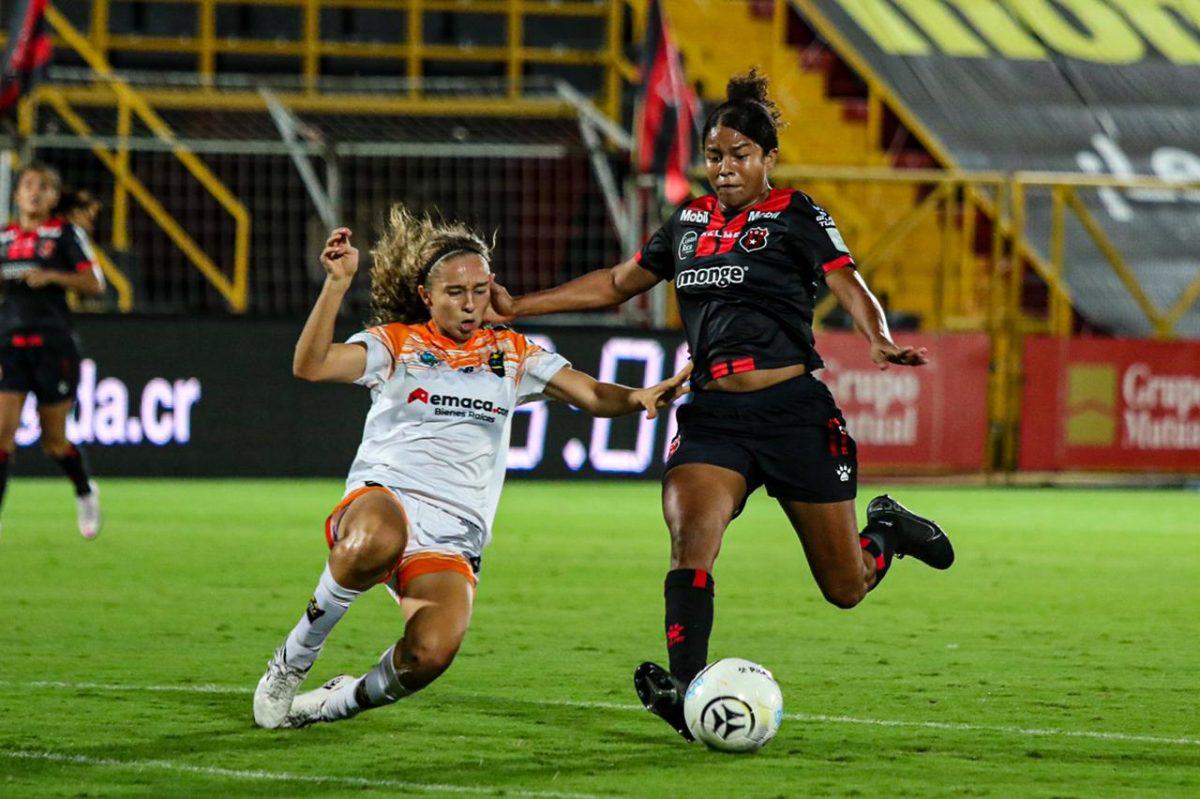 Fútbol femenino: Leonas vencen a Dimas y pasan a la gran final
