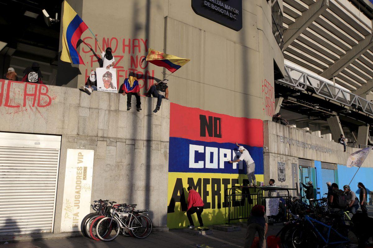 En medio de protestas y ola de covid-19, Colombia pide aplazar la Copa América
