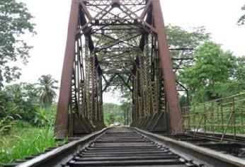 Incofer toca puerta a Japdeva para reparar 32 puentes ferroviarios entre Limón y Siquirres