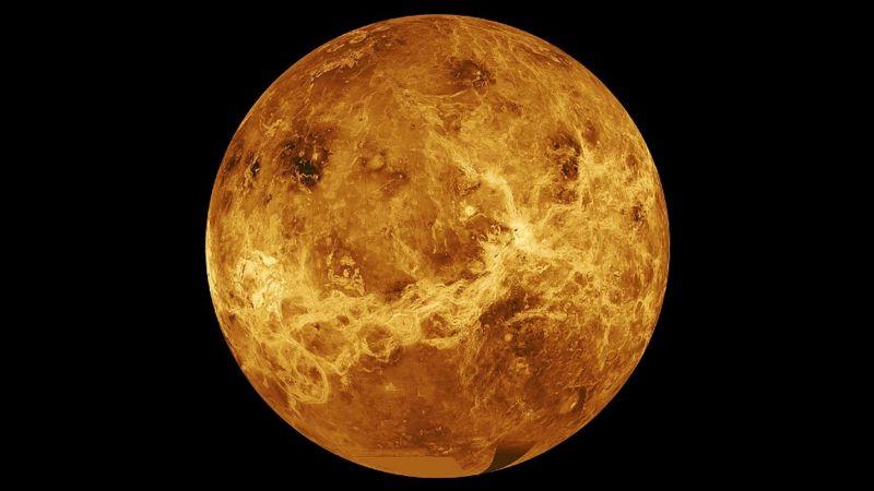 Por qué la NASA decidió volver a investigar Venus, que es “como un infierno”