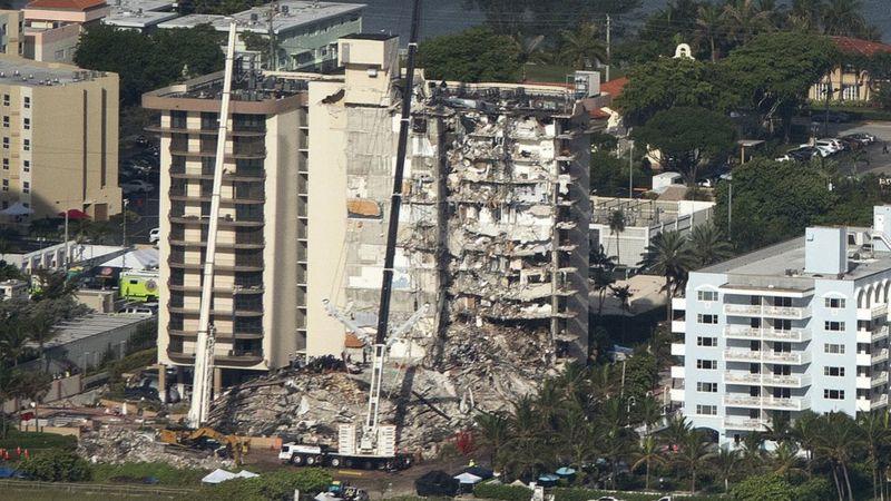 Derrumbe en Miami: asciende a 9 el número de muertos