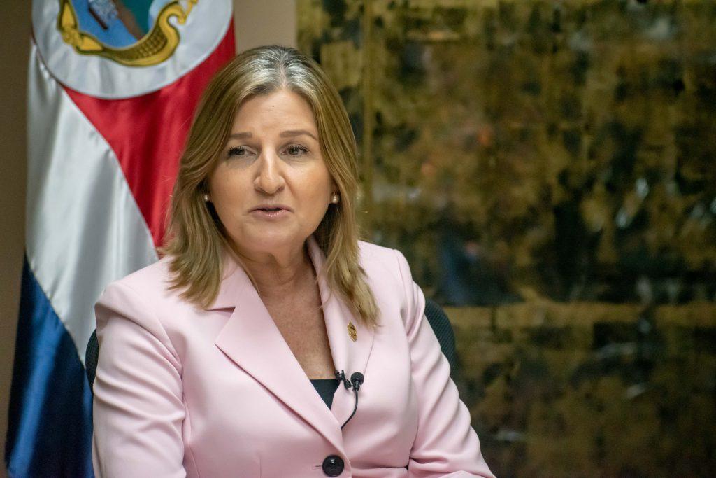 Fiscala Emilia Navas informa que adelanta su salida del Ministerio Público para este martes