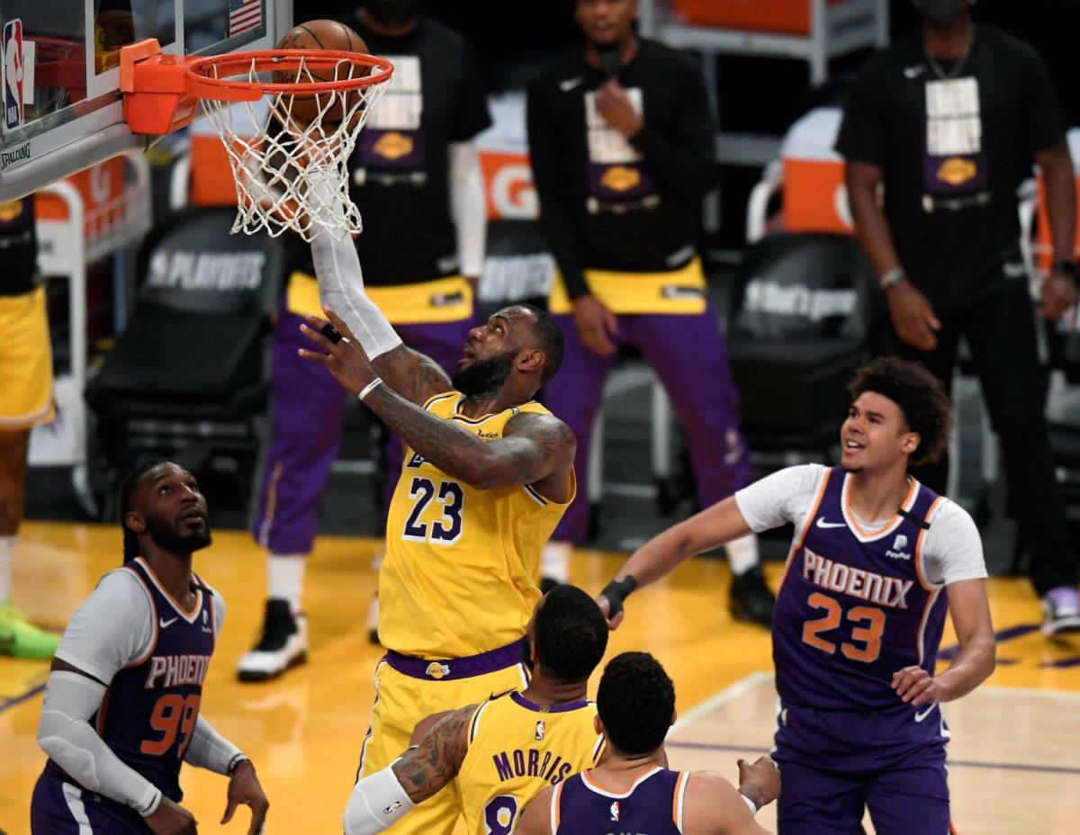 Campeones Lakers eliminados en primera ronda en la NBA
