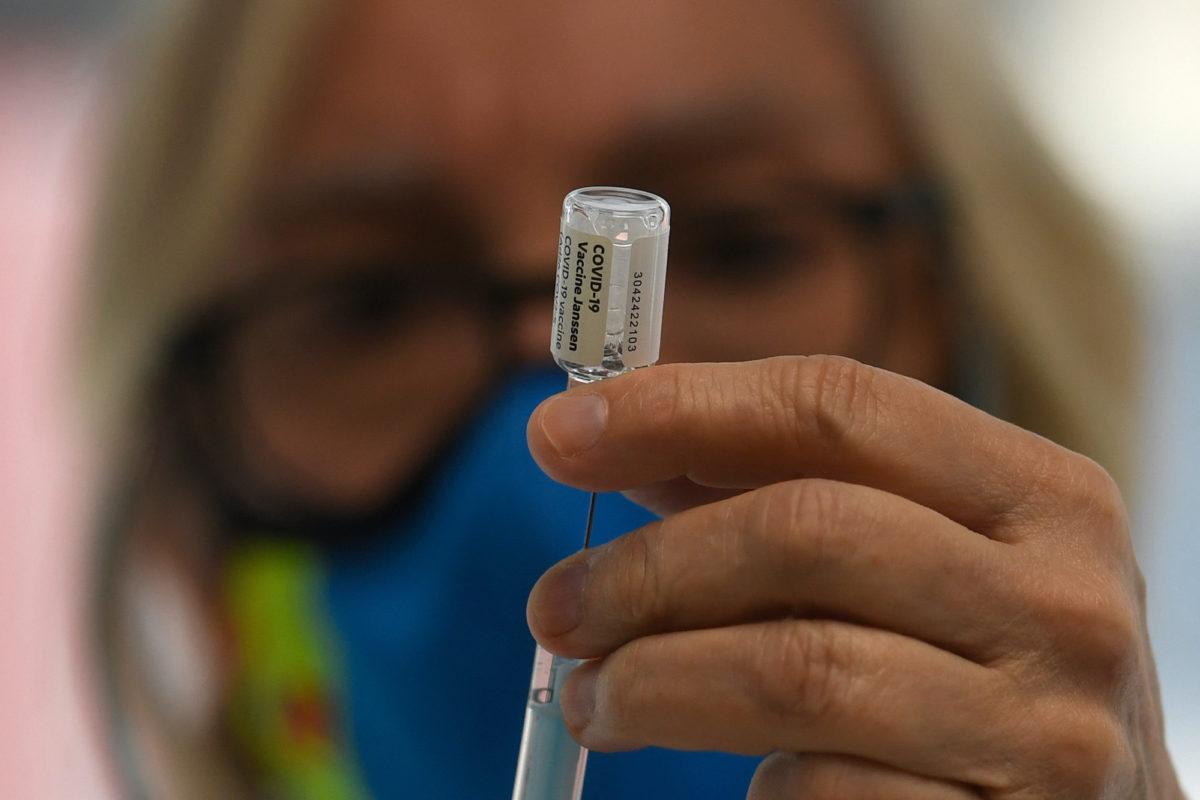 Se cumplió sin éxito plazo para la supuesta donación de 1,5 millones de vacunas anticovid
