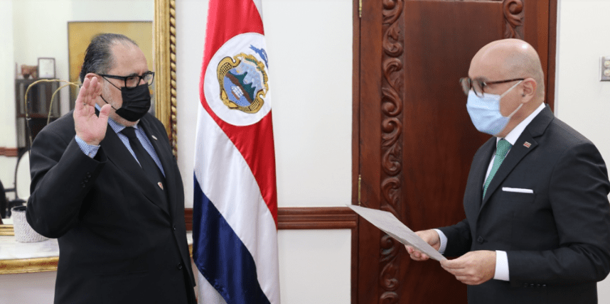 Cancillería juramenta a exministro Marcelo Prieto como Embajador en México