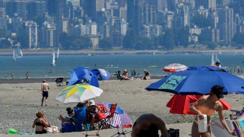 Más de 400 muertos en Canadá y 80 en EE.UU. por la ola de calor