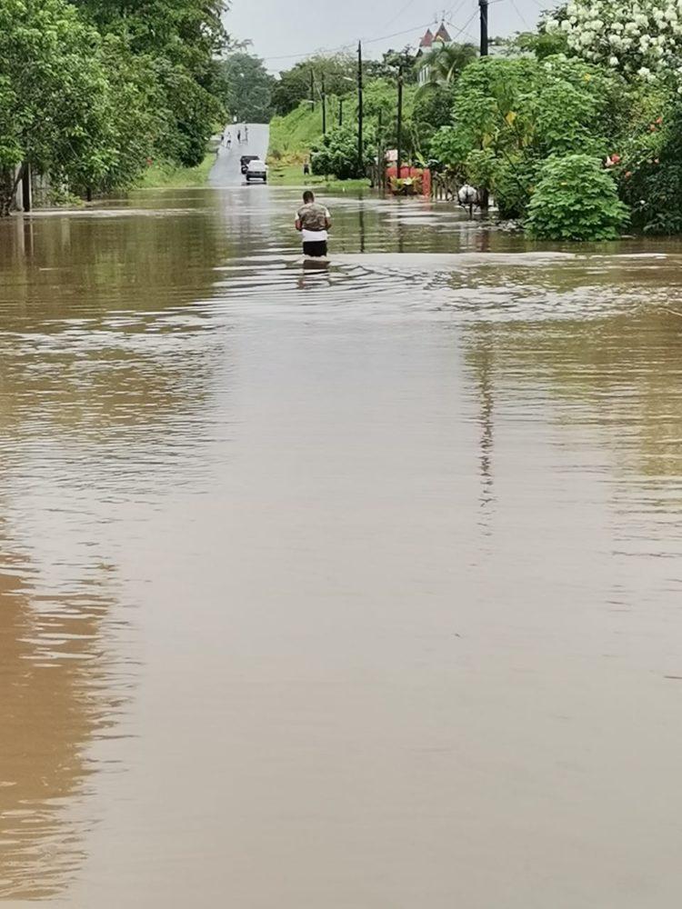 Nueva onda tropical entraría este miércoles a Costa Rica; CNE atendió 52 eventos por inundaciones