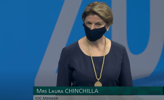 Expresidenta Laura Chinchilla entregó medallas en Olimpiadas de Tokio