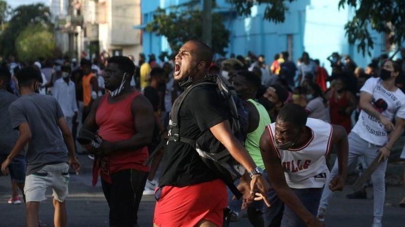 Tres claves para entender las protestas en Cuba, las más grandes en décadas