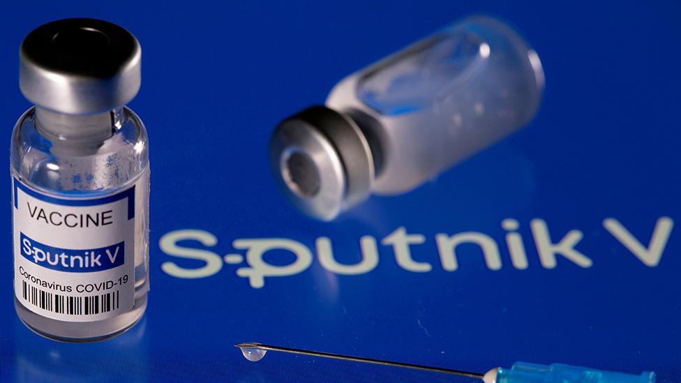 Sputnik V: por qué hay escasez de la vacuna rusa y qué pasa con quienes recibieron dosis