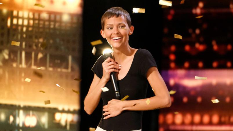 Mujer con cáncer terminal que enamoró en “America’s Got Talent” se retira del programa