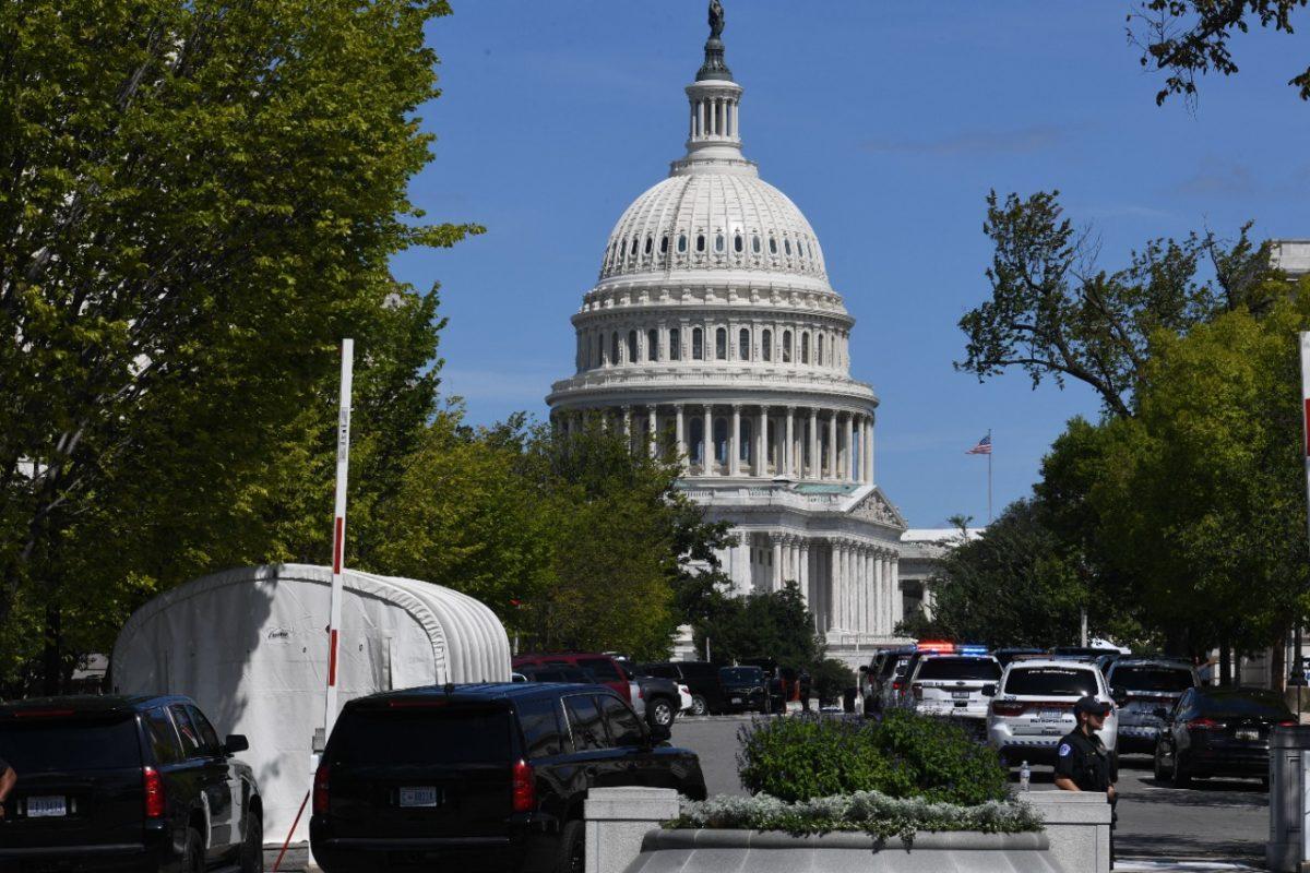 Policía investiga posible amenaza de bomba cerca del Capitolio, EE.UU.