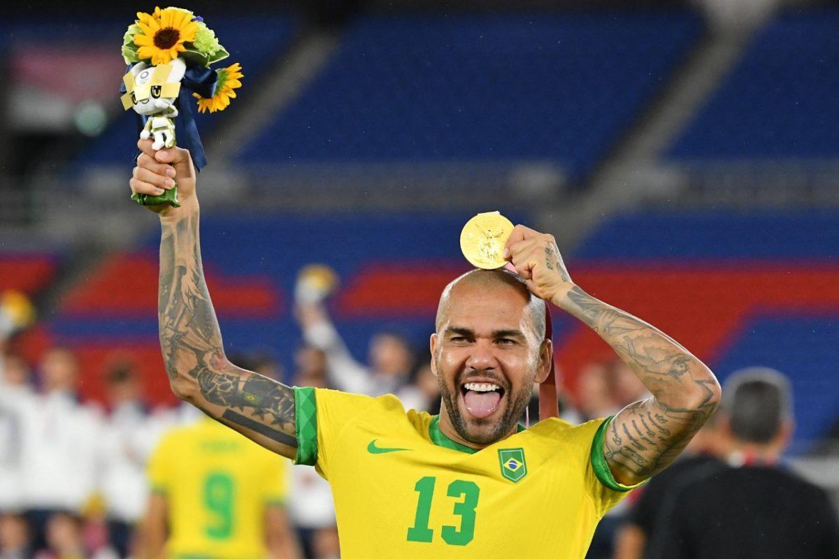 Brasil y Dani Alves se llevan el oro olímpico en fútbol masculino